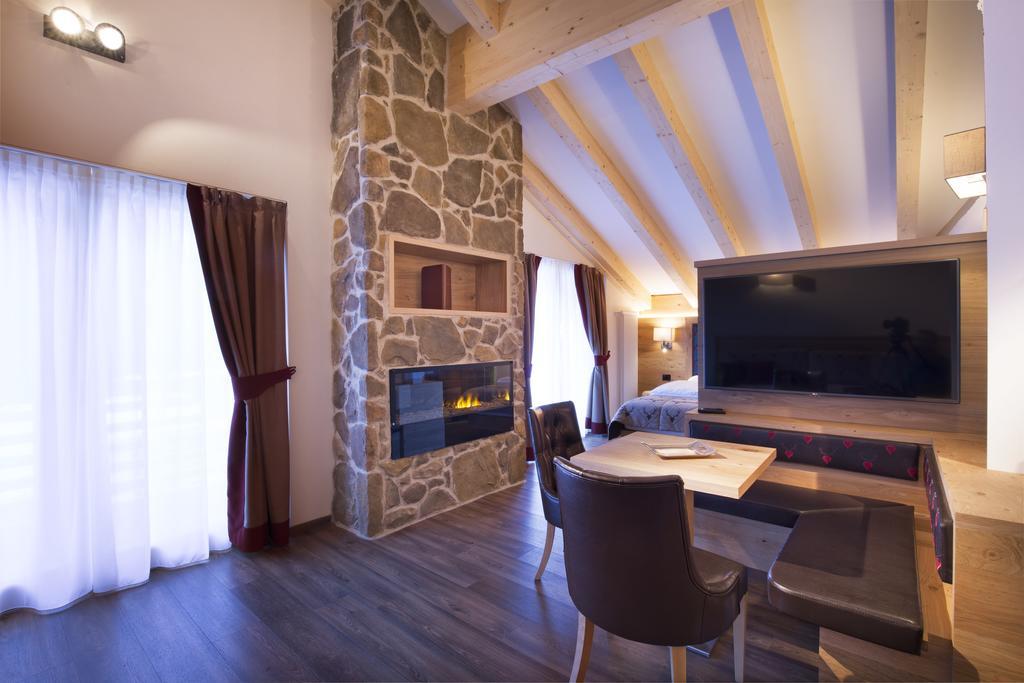 Chalet Marcora Campitello di Fassa Værelse billede